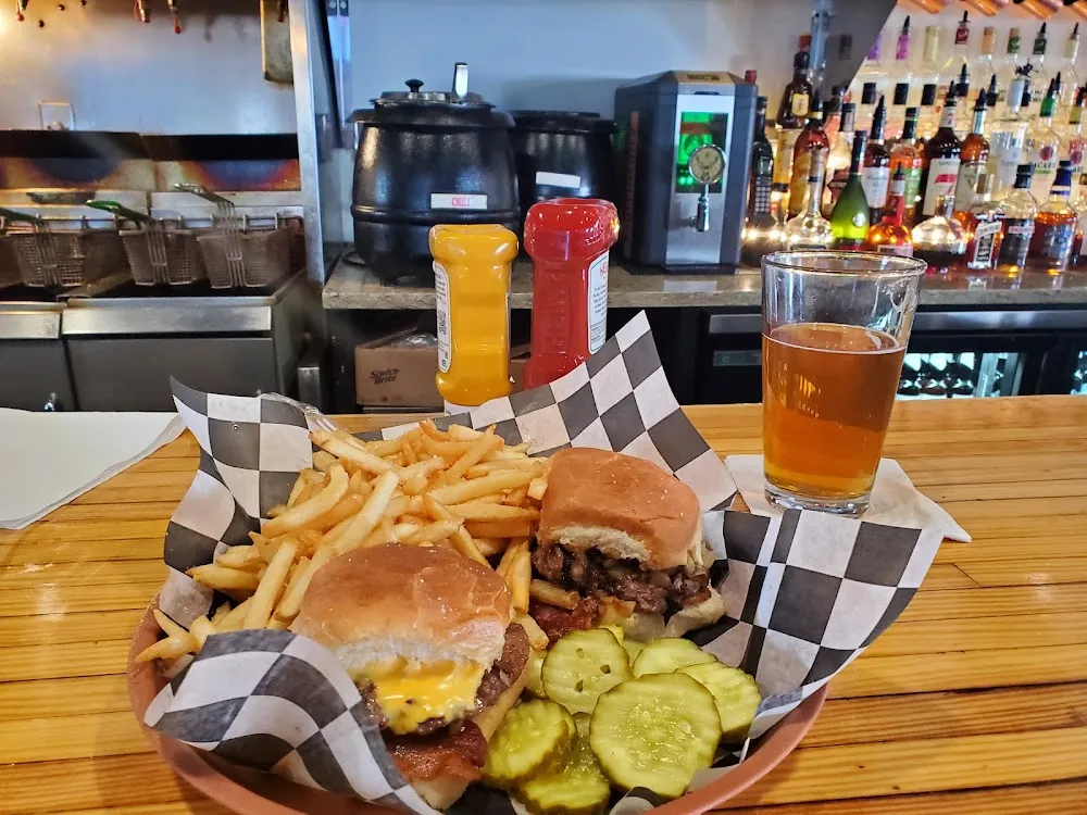 Bacon Jalapeño Sliders Fries Two Hearted