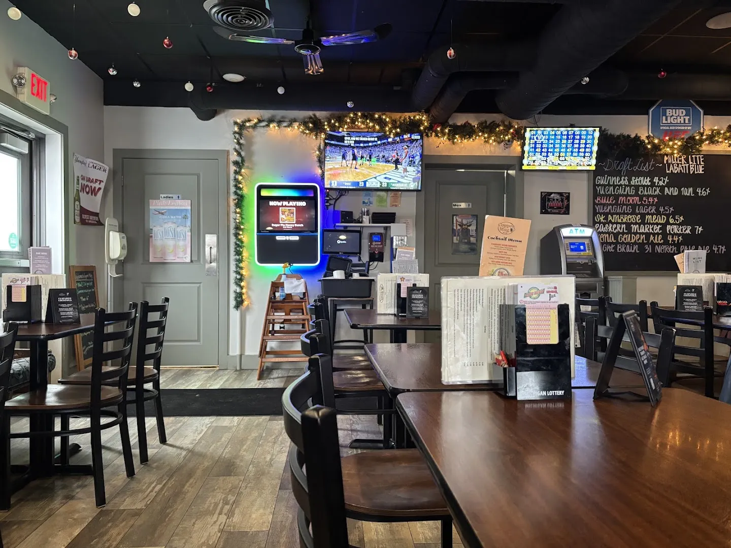 Copper Mug Bar & Grill